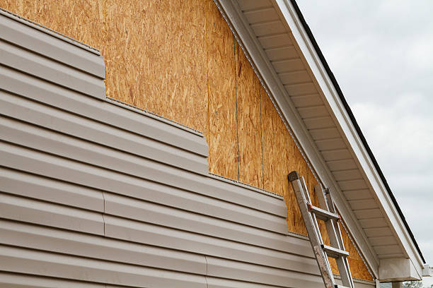 Professional Wood Siding technician working in Middletown, CT
